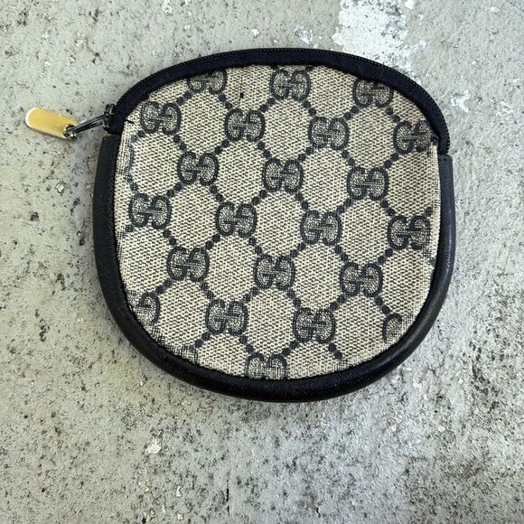 Vintage Gucci, micro GG coin purse - Picture 2 of 4